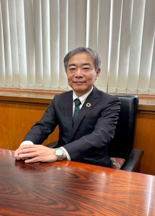 古林達也